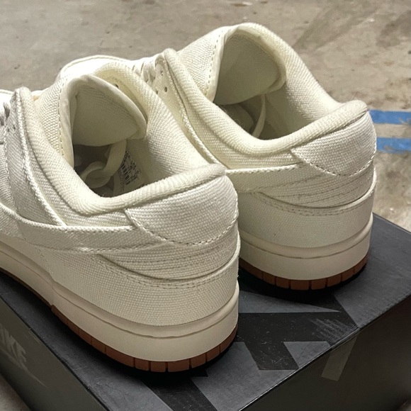 UA Nike SB Dunk Low Tokyo / Air Jordan 4 Levi’s UA BUNDLE - Picture 4 of 10